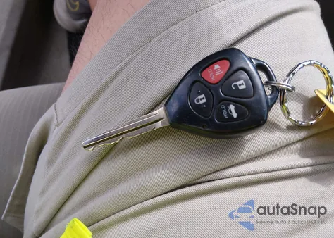 2011 Toyota Corolla Le z USA, uszkodzony, nr VIN 2T1BU4EEXBC674111